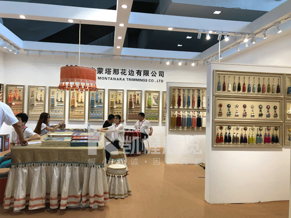 大连蒙娜花边展台搭建