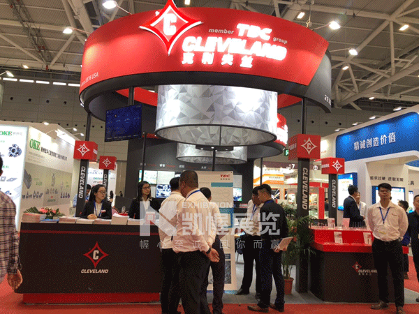 机械展展台搭建设计